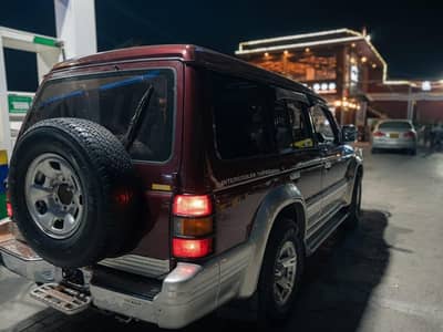 Mitsubishi Pajero 1992