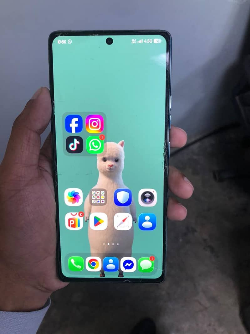 Tecno CAMON 40 1