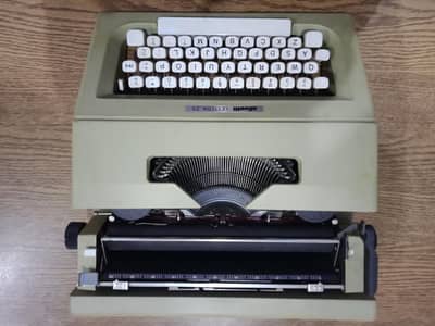 Manual Typewriter for Sale