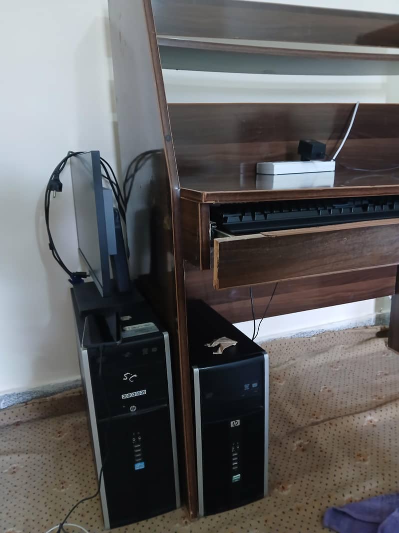 Study/Computer Table 10