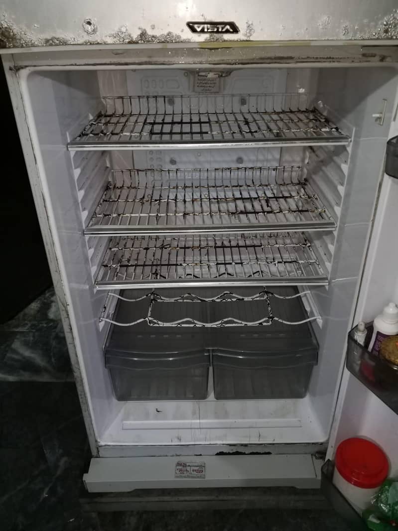 Refrigerator 7