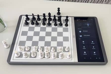 Chessnut EVO AI Smart Chessboard – Premium AI Chess Computer