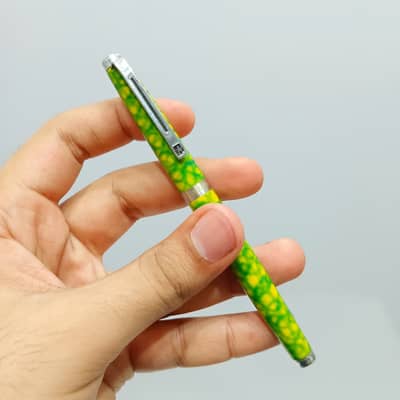 Vintage 1990s Wing Sung 500 Fountain Pen