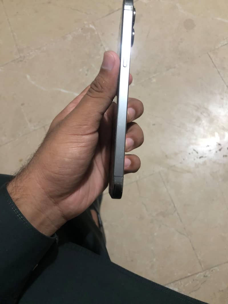 iphone 12pro max 8