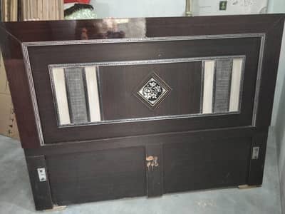 medium bed with mattress