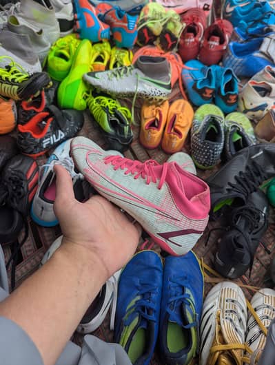 elite football shoes