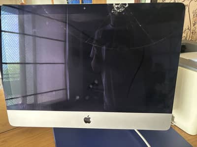 Apple iMac 21.5” 2017 | Core i5 | 8GB RAM | 1TB HDD
