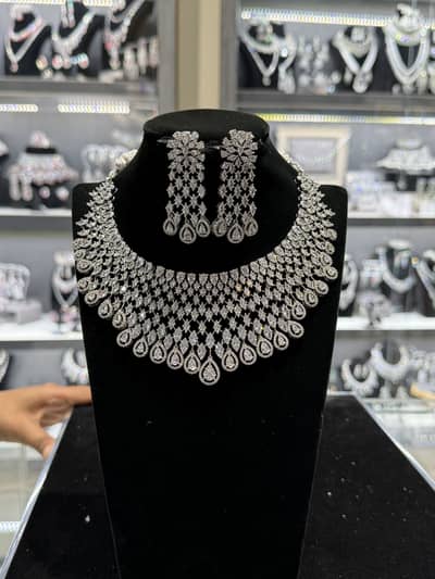 Tesoro Necklace set
