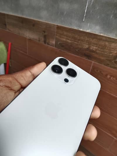 Apple iPhone 16 Pro Max Factory Unlock