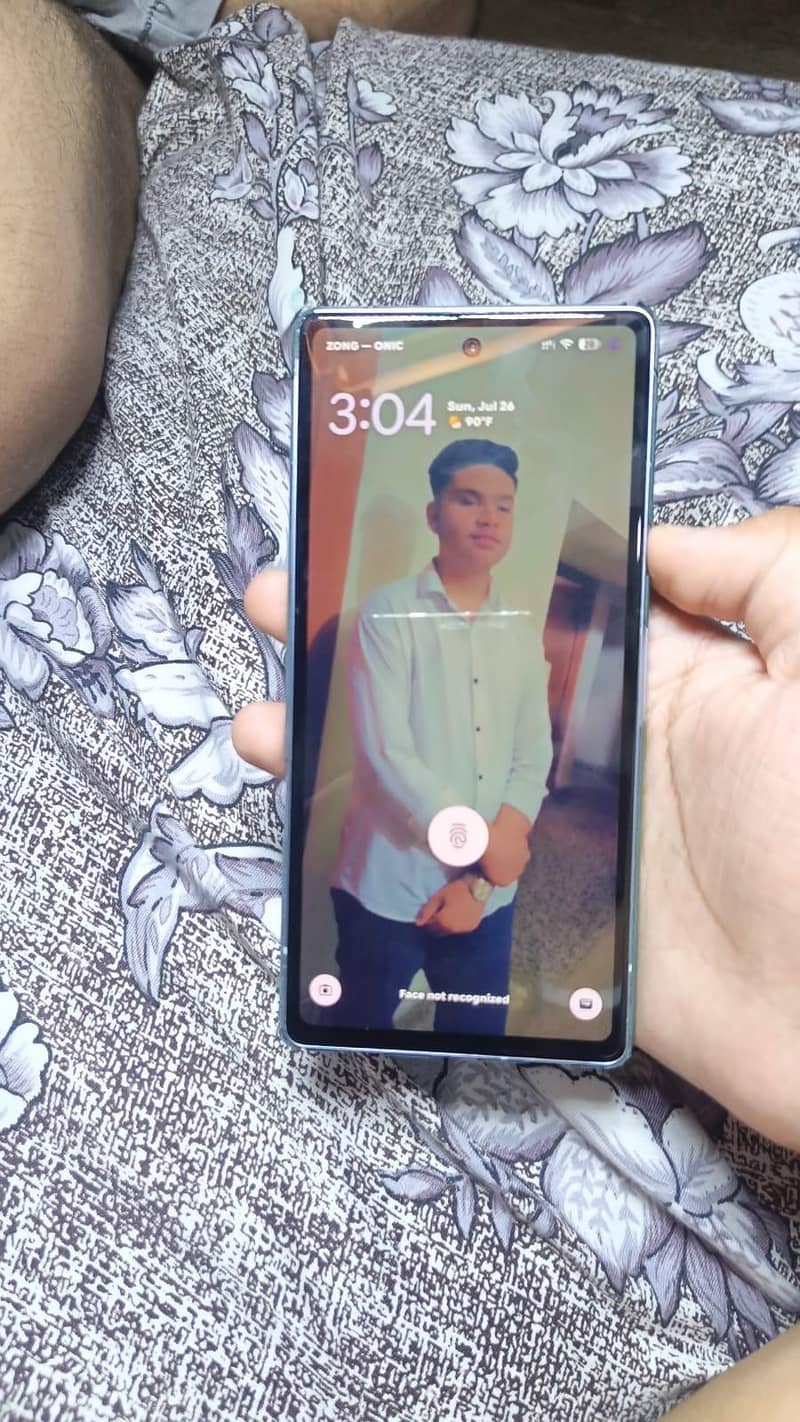 Google Pixel 7a 2