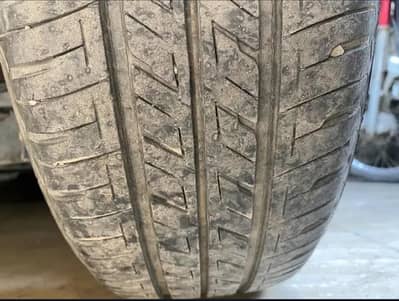 Tyres 4 bridgestone 185-65-15 in good condition