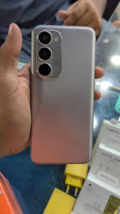 Tecno spark 40 pro plus