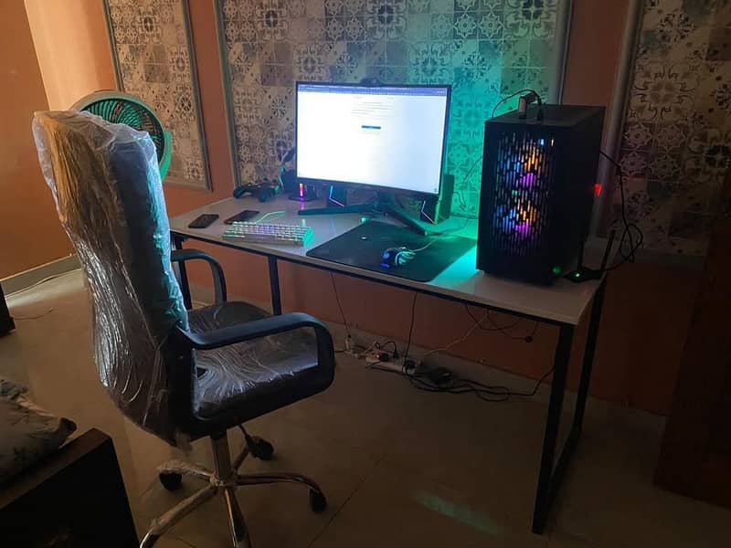 Computer table 1
