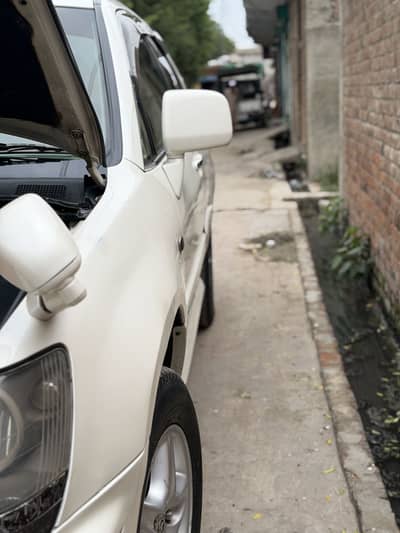 Toyota Harrier 2000