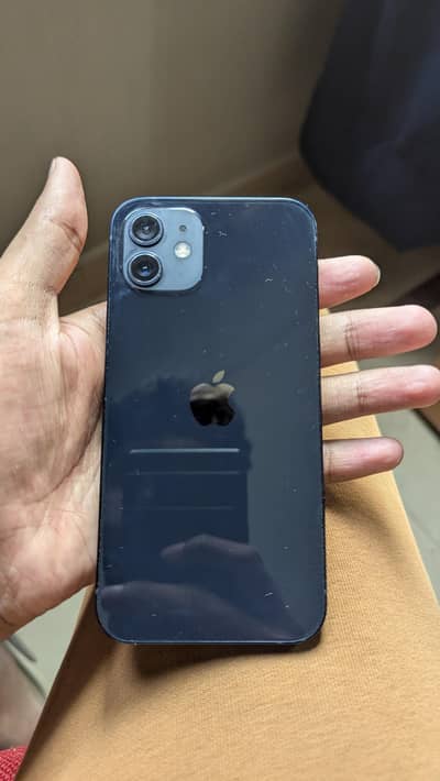 Apple iPhone 12