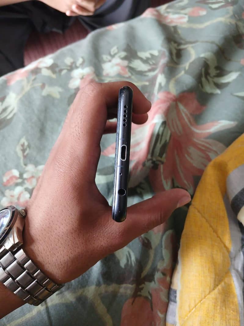 Honor 8X 3