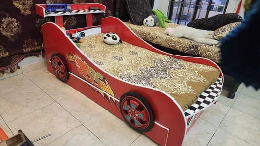 Macqueen lightening rolling bed for kids