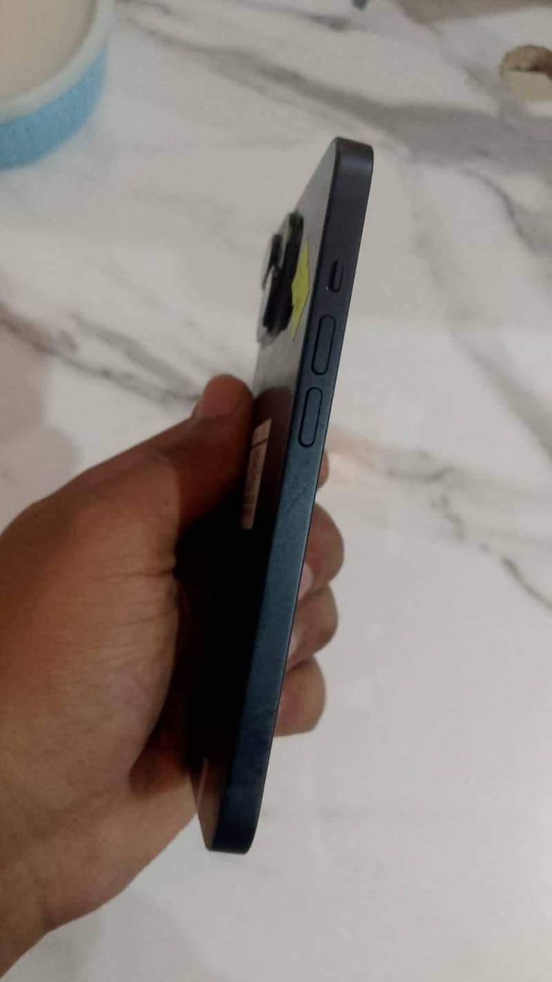 Apple iPhone 14 2
