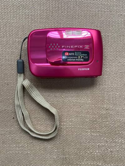 Fujifilm FinePix Z30 Digital Camera | 10MP | Fully Working | Charger +