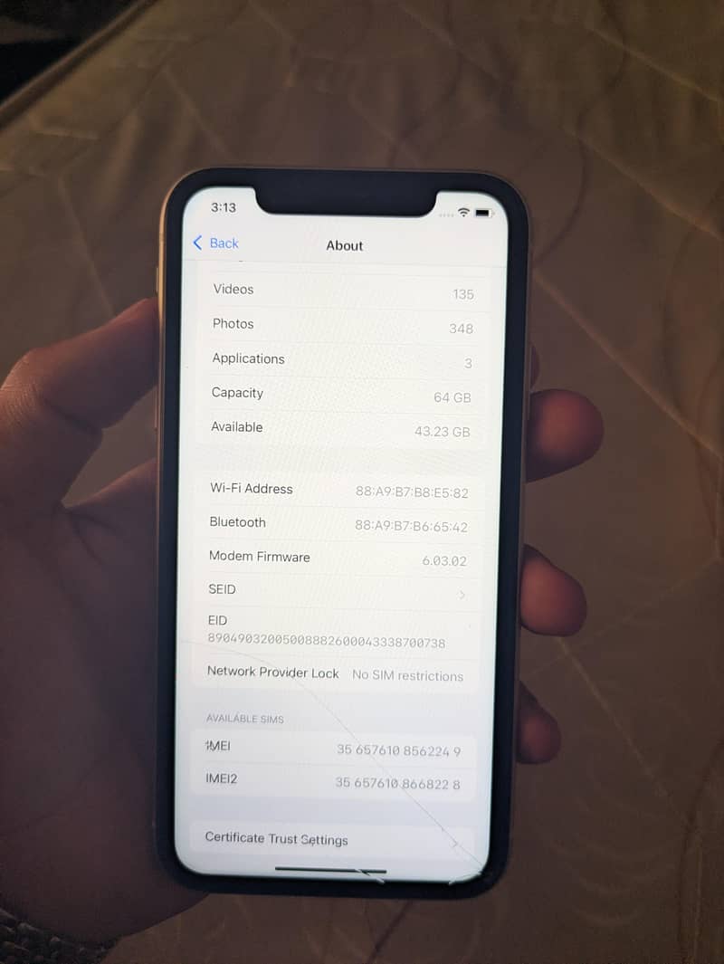 Apple iPhone 11 3