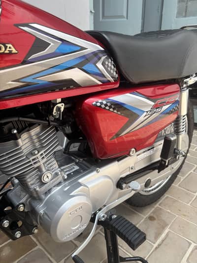 Honda CG 125 2025