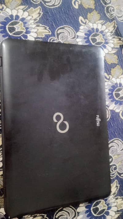 Fujitsu 3rd genaration laptop