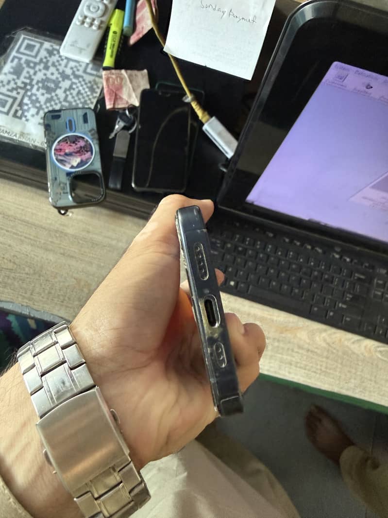 Iphone 15 Pro 4