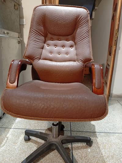 Exective Office chair