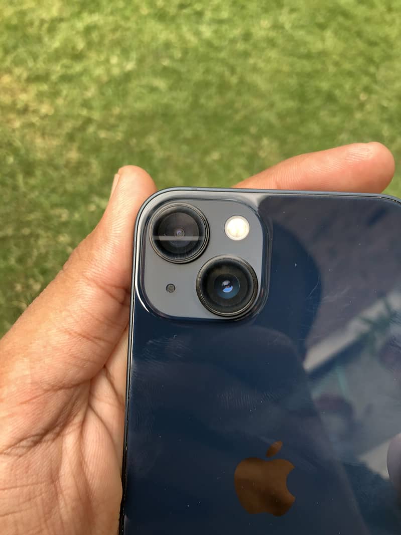 iPhone 13 6