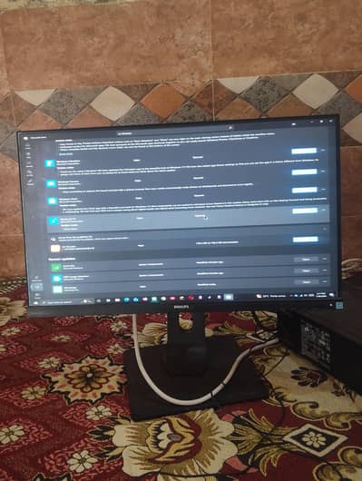 LCD screen computer keyboard moce all systems software latest model