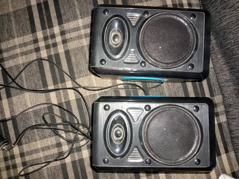 speakers 1