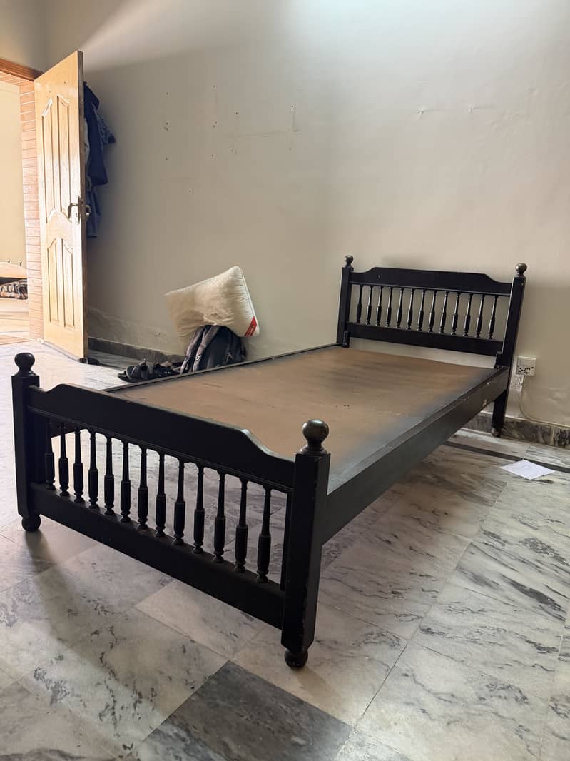 Single bed 2