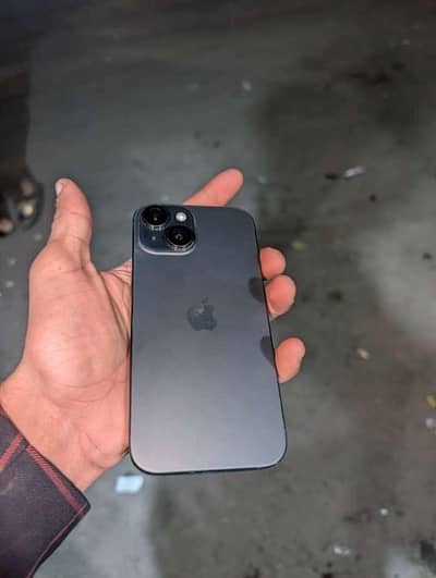 Apple iPhone 15