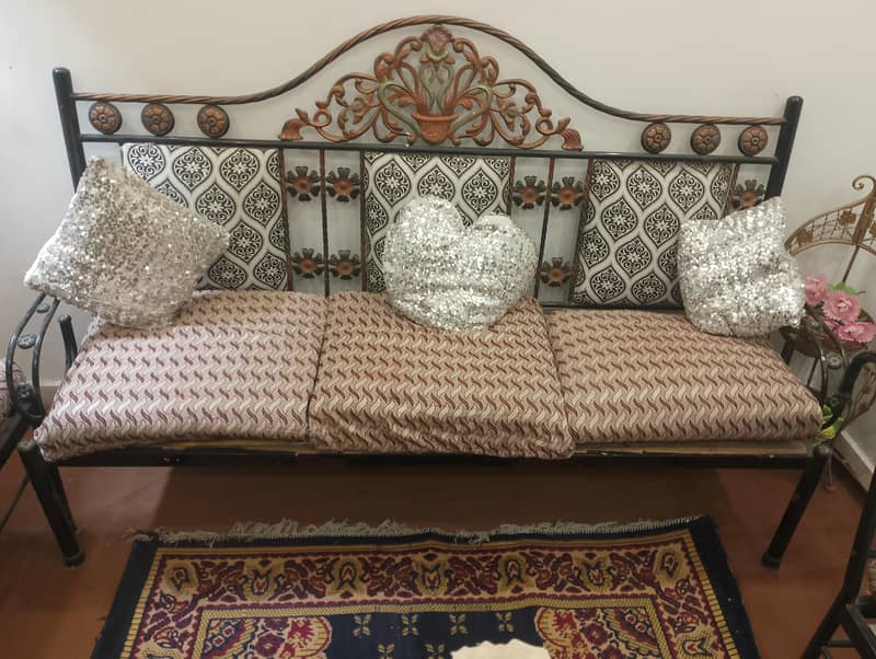 iron sofa 2