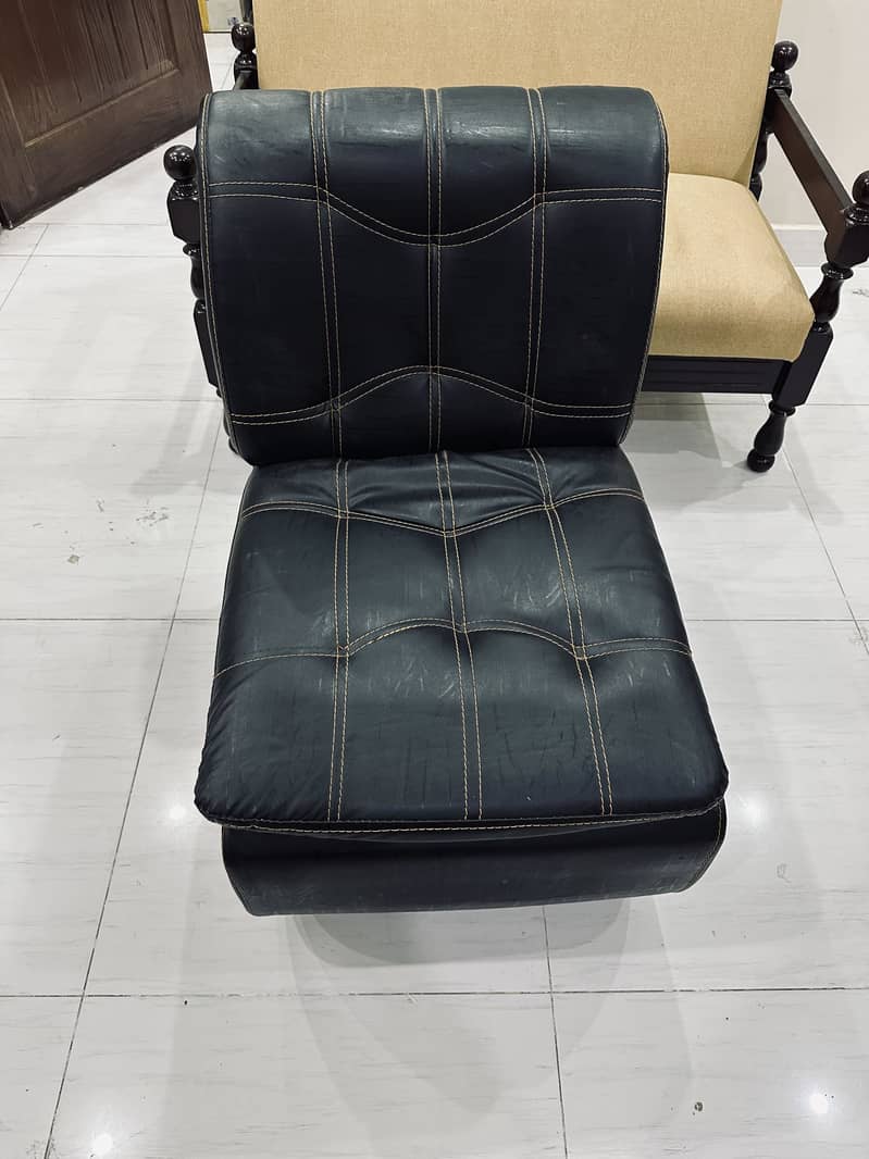 4 single office sofas 2