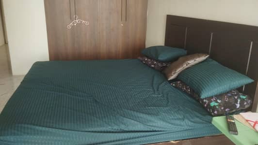 king size bed slightly used with new mattress and two untouched pillow
