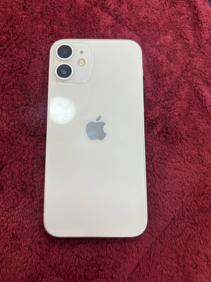iPhone 12 mini 0