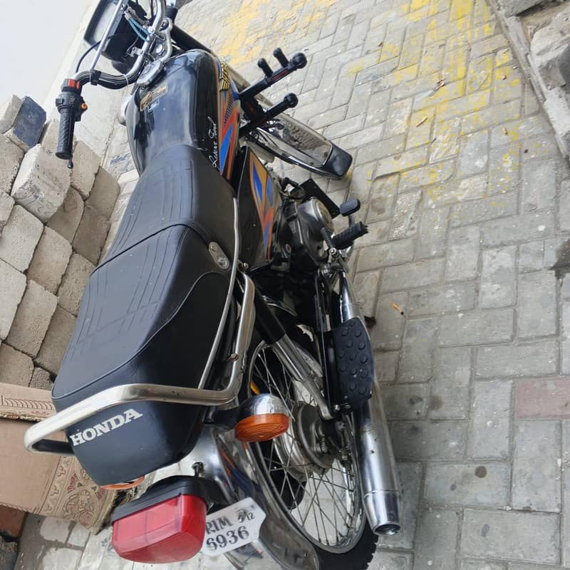 2012modelbike 8