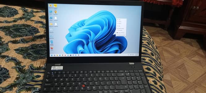 ThinkPad T590