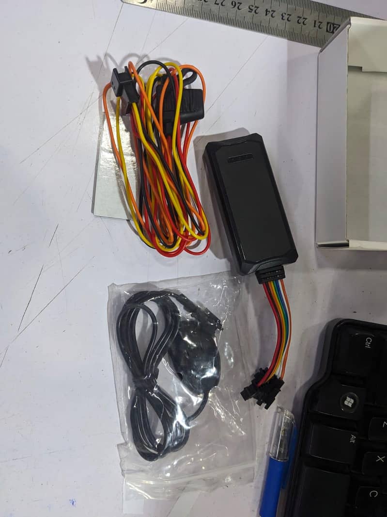 Car GPS tracker 1