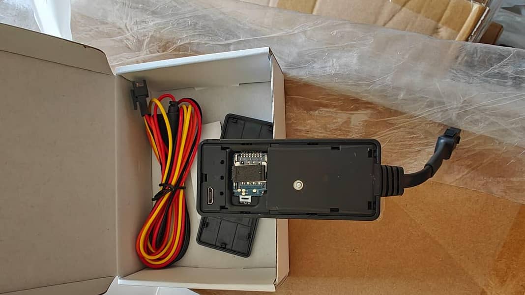 Car GPS tracker 2