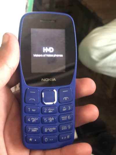 Nokia 105 with box and charger