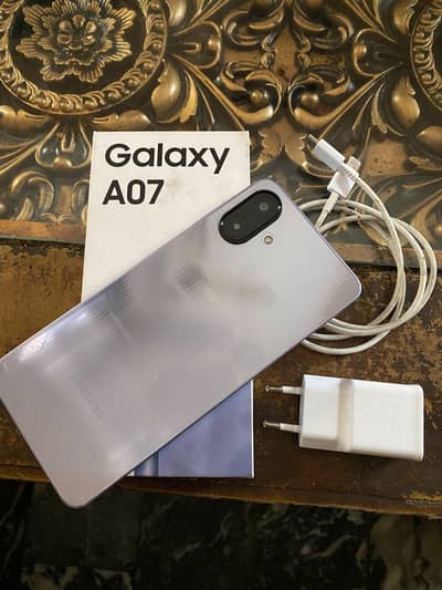 samsung a07 4/64 in warranty with box