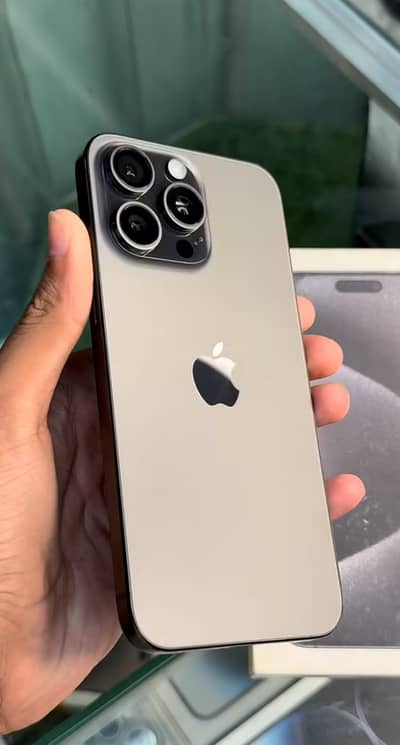 Apple iPhone 15 Pro Max 92% 256gb. JV lush condition brand new