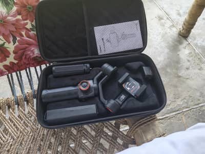 Hohem iSteady M6 3-Axis Smartphone Gimbal | Like New | Complete Box