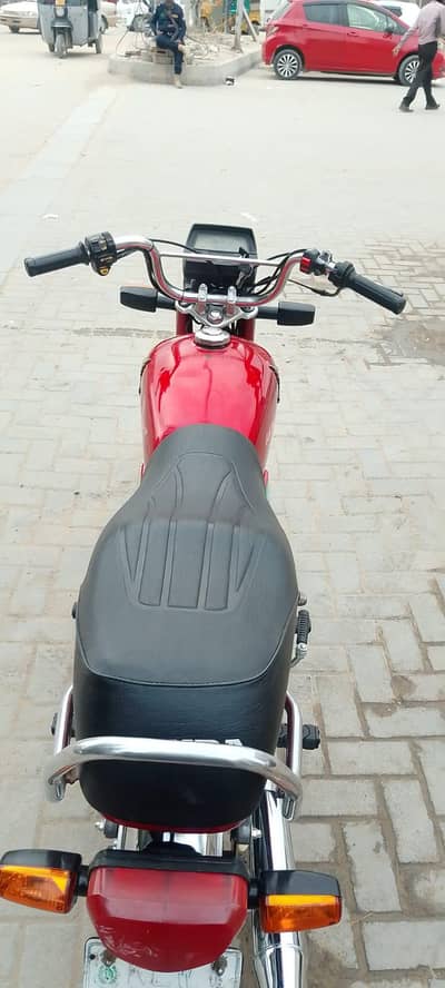 0325,,49,,63,,,042 only whatsapp