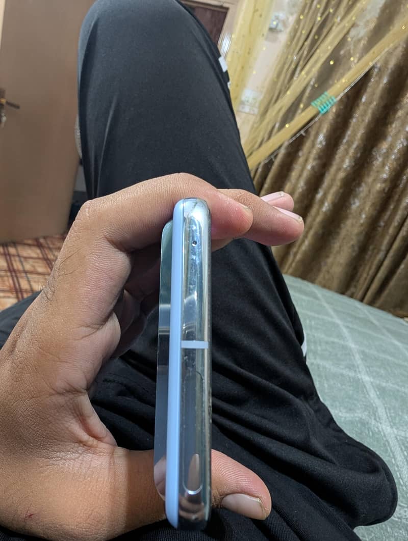 Google Pixel 8 Pro 2
