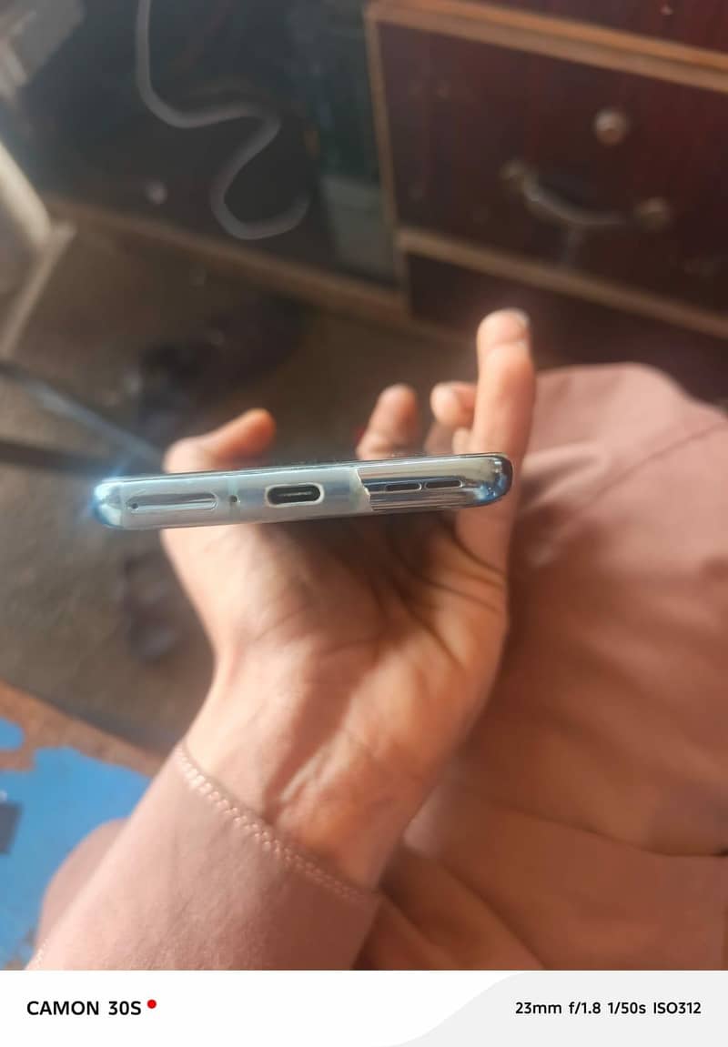 One Plus 9 Pro 4