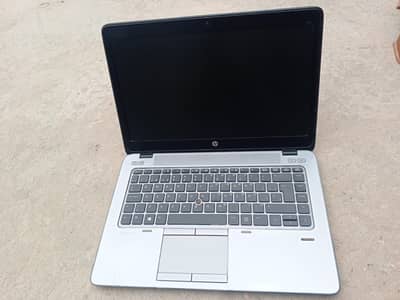 Hp elite book 840g2 8gb 256 ssd i5/5th generation 10/9 condition