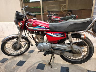Honda 125 (2015)